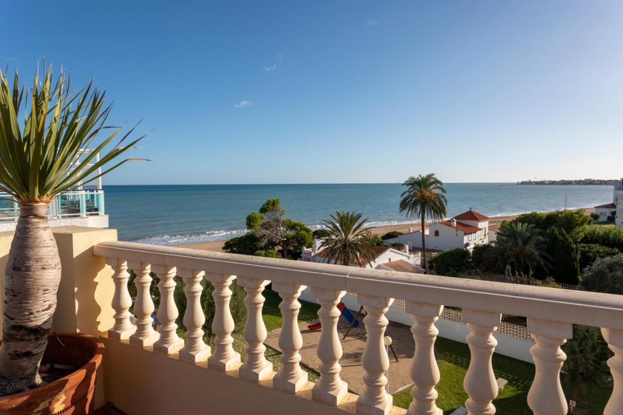 Apartment Caleta, Atico, 3 Frente Al Mar, By Bookindenia *