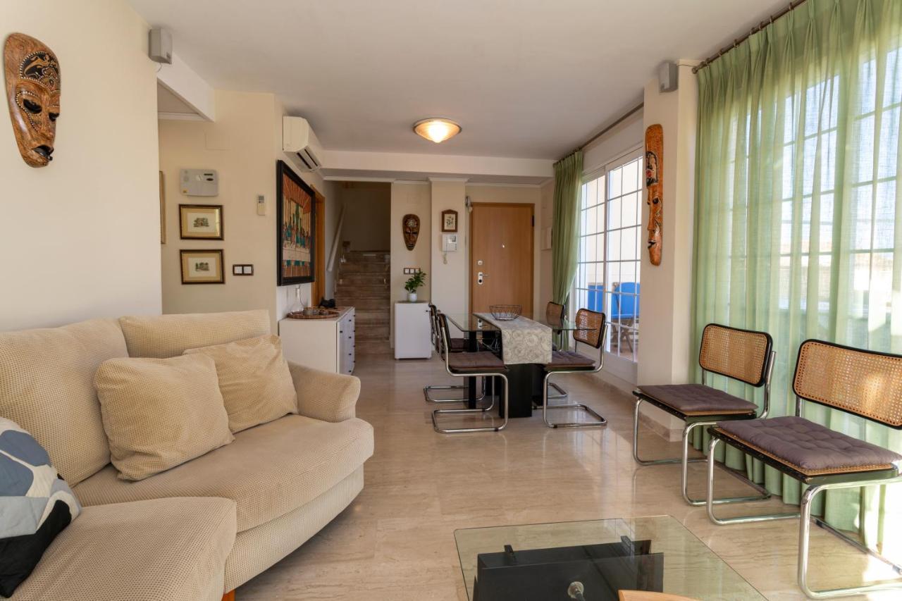 Caleta, Atico, 3 Frente Al Mar, By Bookindenia Apartment *